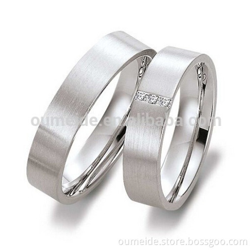 Titanium wedding ring design for couples CZ inlay classic wedding ring designs